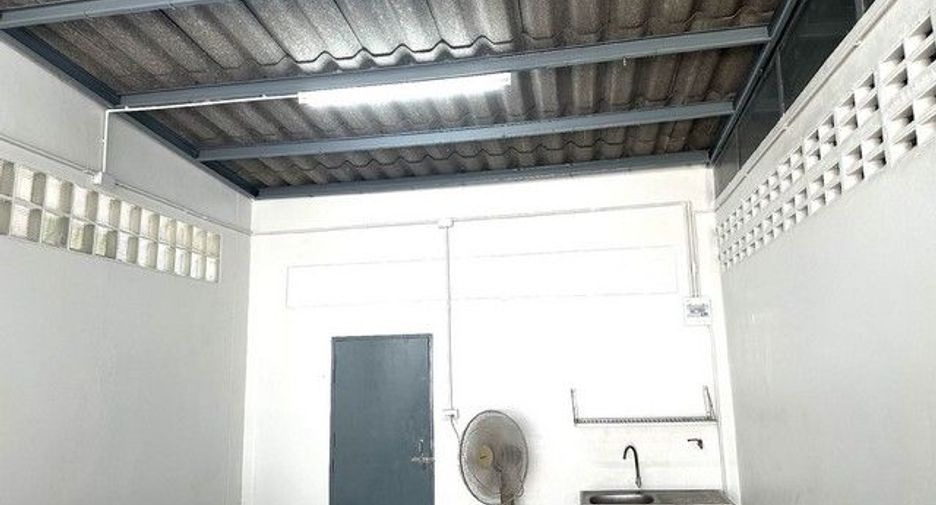 For rent 1 bed warehouse in Lat Phrao, Bangkok