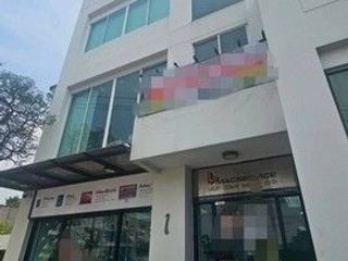 ให้เช่า 1 เตียง ออฟฟิศ ใน บางกะปิ, กรุงเทพฯ