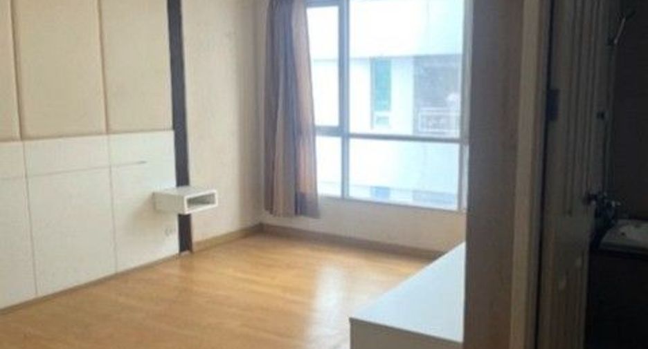 For sale 1 bed condo in Bang Kapi, Bangkok