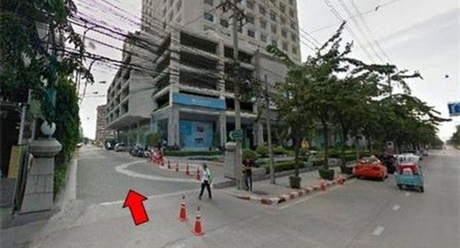 For sale 1 bed condo in Bang Na, Bangkok
