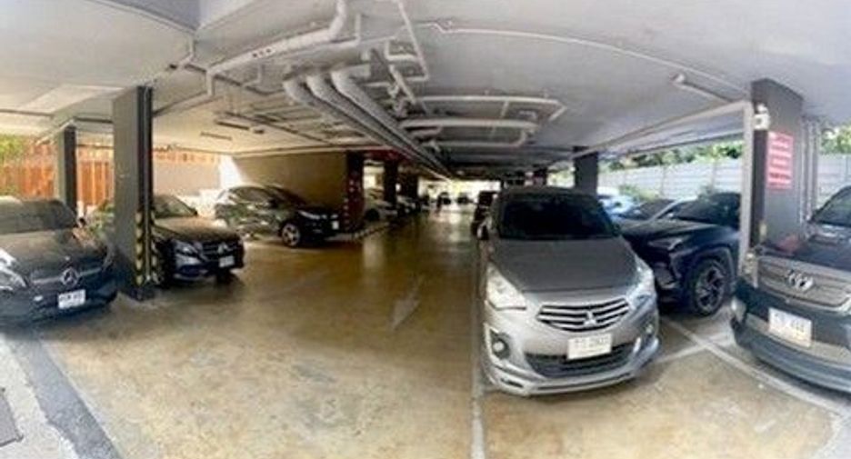 For sale 1 bed condo in Lat Phrao, Bangkok