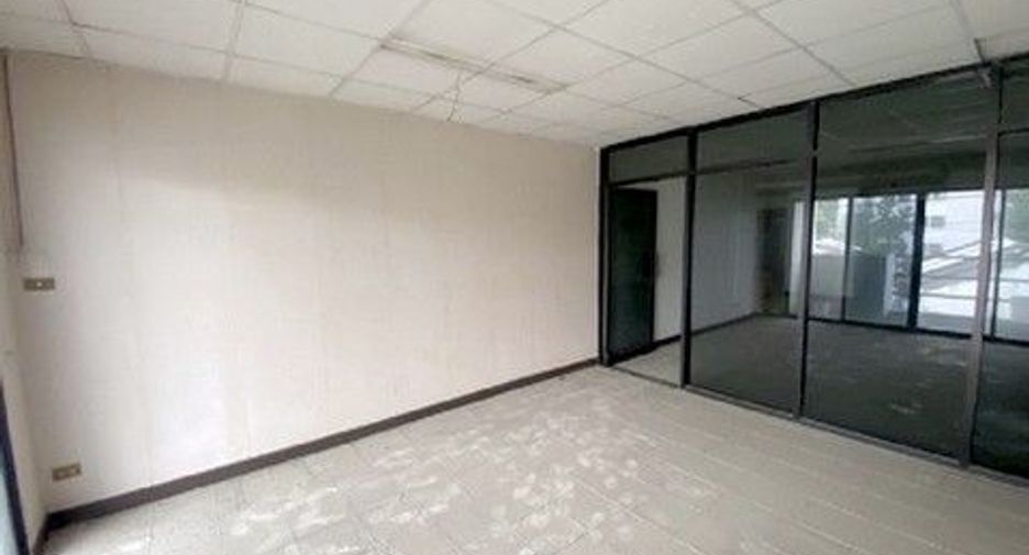 For sale 1 bed condo in Phaya Thai, Bangkok