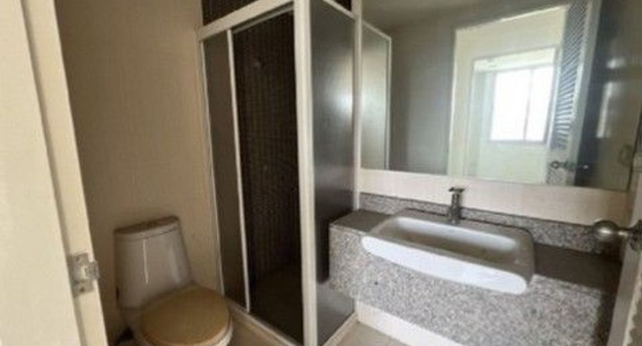 For sale 1 bed condo in Suan Luang, Bangkok