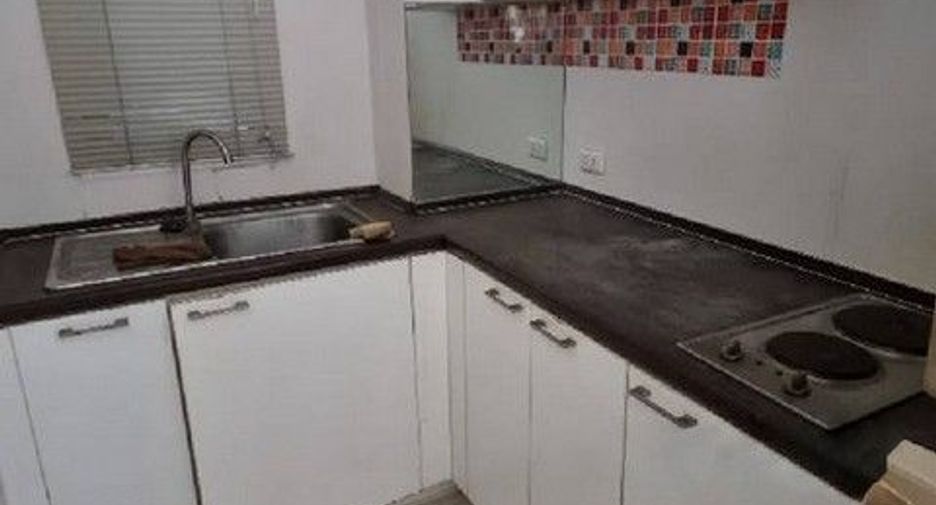 For sale 1 bed condo in Khlong Toei, Bangkok
