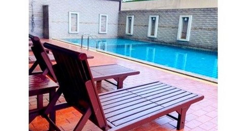 For sale 1 bed condo in Ratchathewi, Bangkok