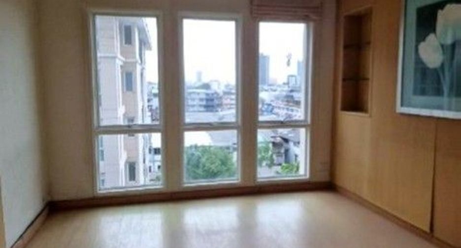 For sale 1 bed condo in Sathon, Bangkok