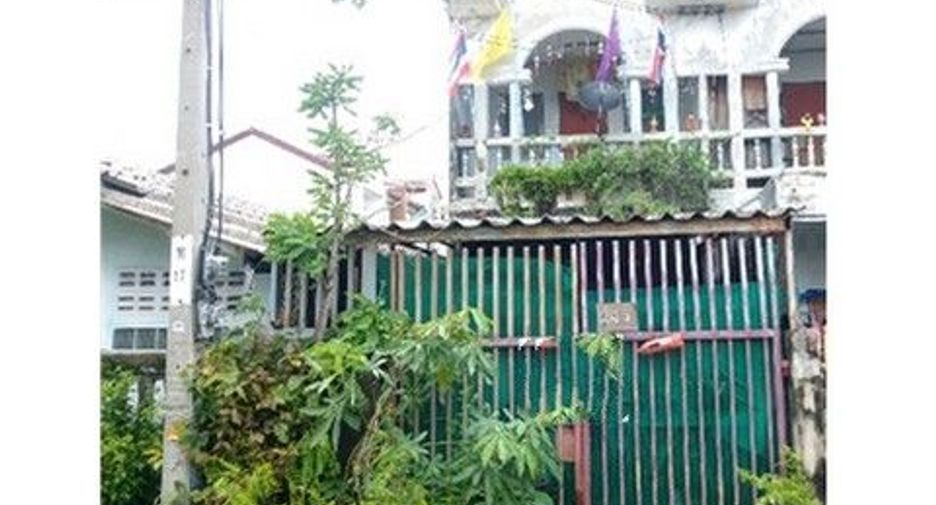 出售 1 卧室 联排别墅 在 Nong Khaem, 曼谷