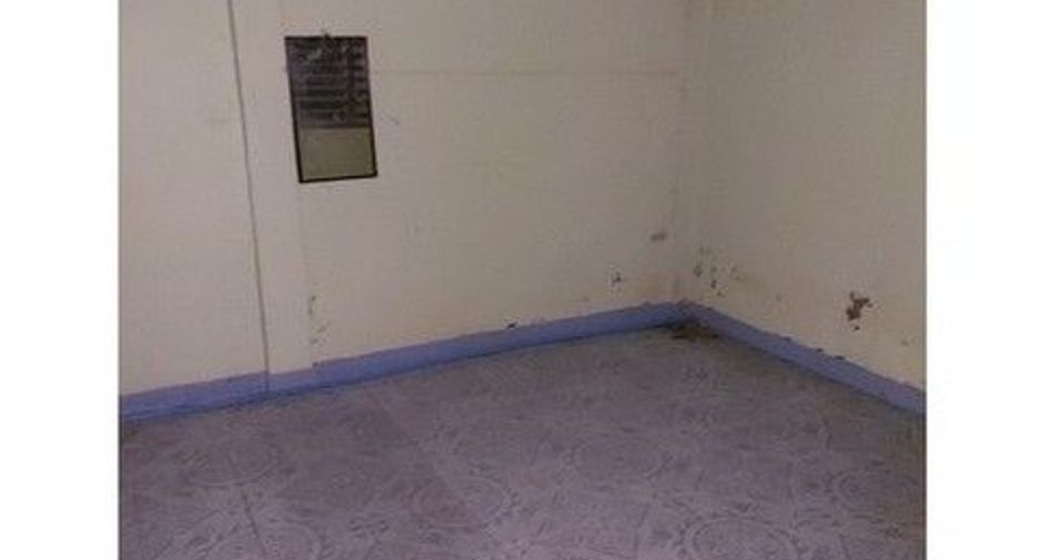 For sale 1 bed townhouse in Lat Krabang, Bangkok