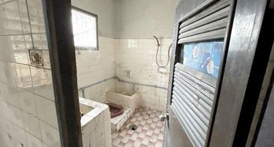 For sale 1 bed townhouse in Nong Khaem, Bangkok