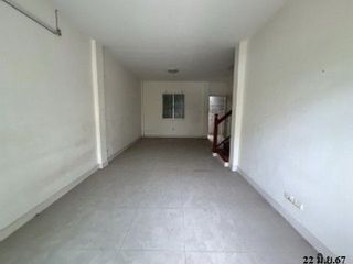 Продажа 1 кровать таунхаус в Саи Маи, Бангкок