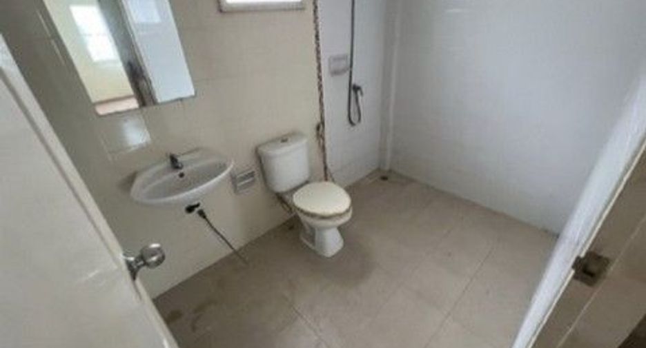 Продажа 1 кровать таунхаус в Саи Маи, Бангкок