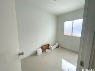 For sale 1 bed townhouse in Lat Krabang, Bangkok