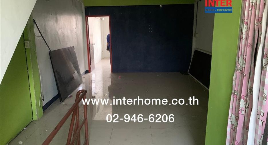 For sale 4 bedrooms retail Space in Khan Na Yao, Bangkok