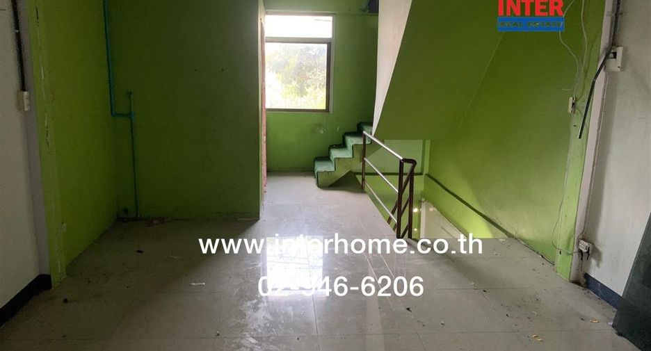 For sale 4 bedrooms retail Space in Khan Na Yao, Bangkok