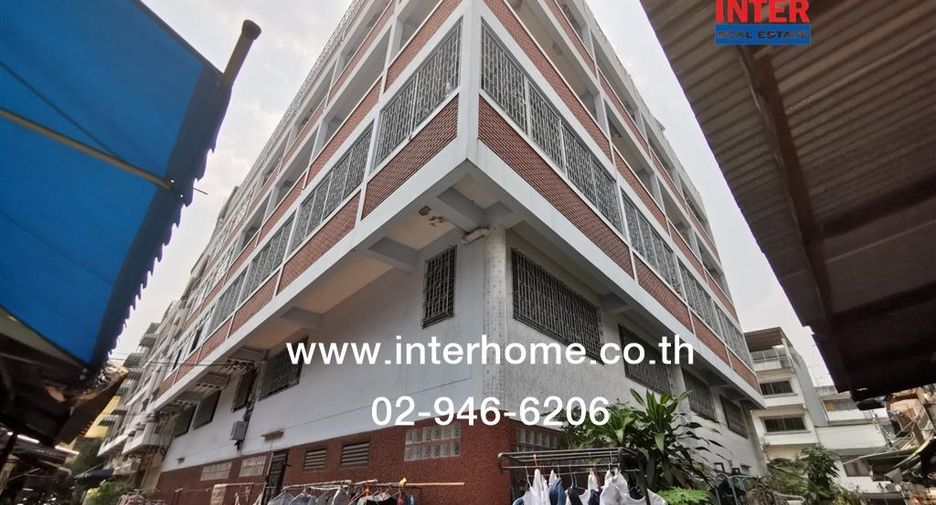 For sale 4 bedrooms retail Space in Khlong San, Bangkok