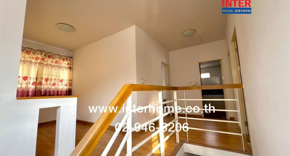 For sale 3 ベッドルーム house in Saphan Sung, Bangkok