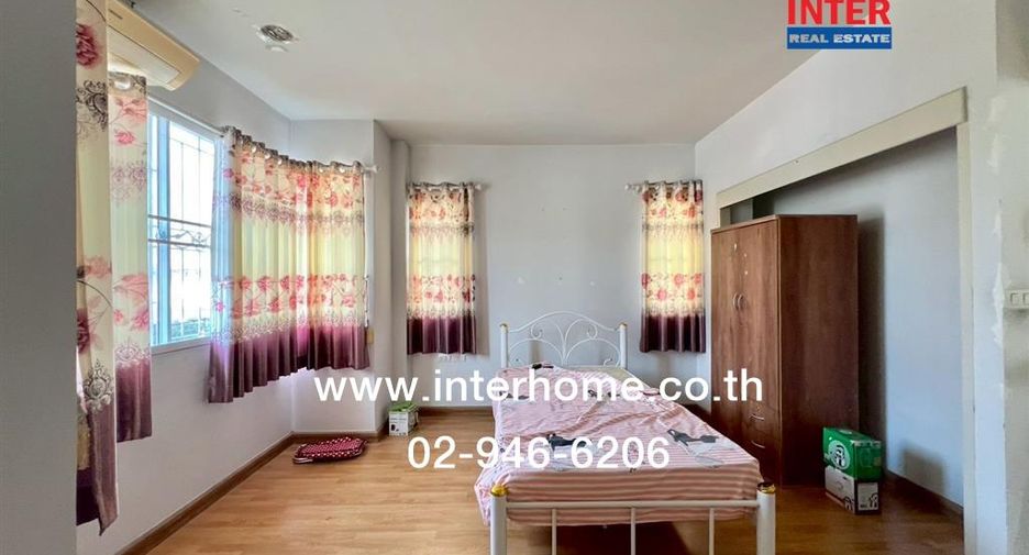 For sale 3 ベッドルーム house in Saphan Sung, Bangkok