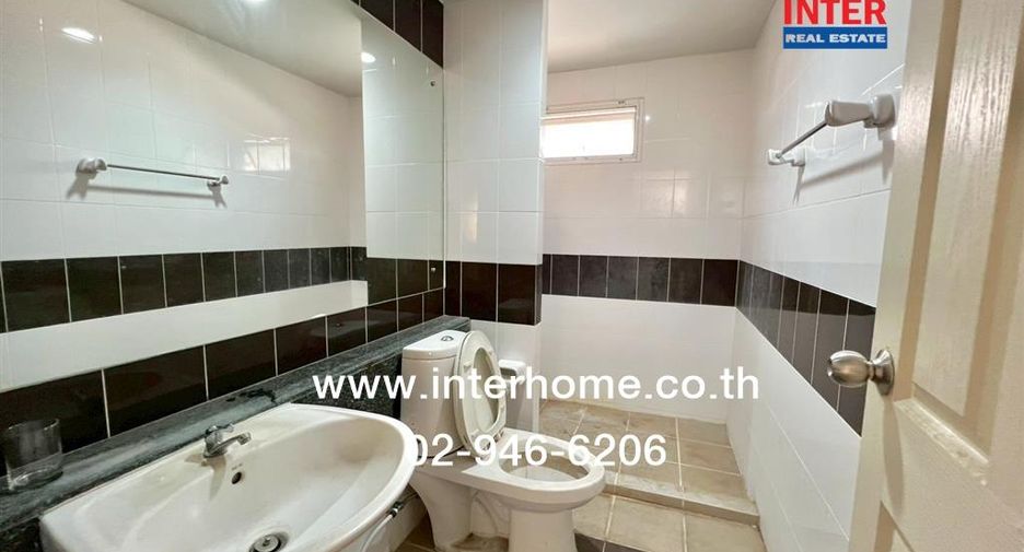 For sale 3 ベッドルーム house in Saphan Sung, Bangkok