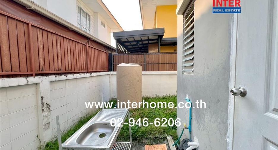 For sale 3 ベッドルーム house in Saphan Sung, Bangkok