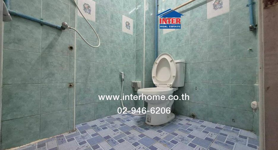 For sale 3 bedrooms townhouse in Mueang Nonthaburi, Nonthaburi