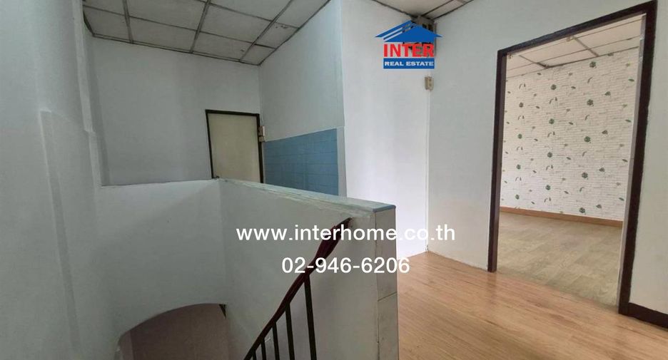 For sale 3 bedrooms townhouse in Mueang Nonthaburi, Nonthaburi
