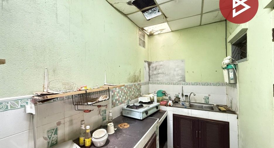 For sale 2 ベッドルーム townhouse in Khan Na Yao, Bangkok