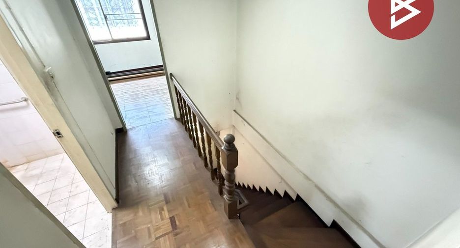 For sale 2 ベッドルーム townhouse in Khan Na Yao, Bangkok