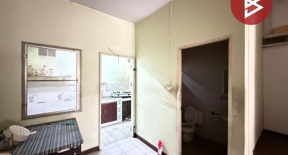 For sale 2 ベッドルーム townhouse in Khan Na Yao, Bangkok