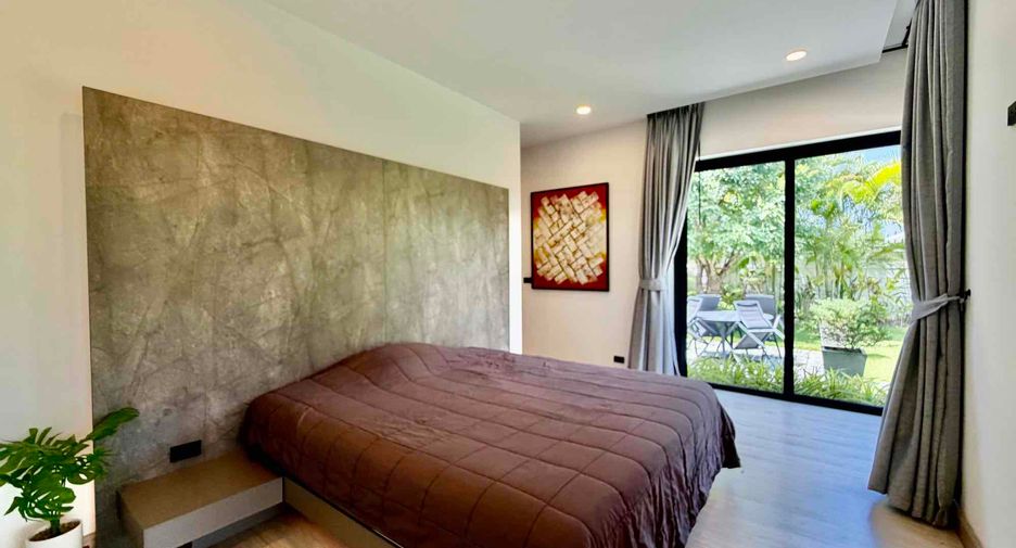 For sale 3 bedrooms villa in Bang Lamung, Chonburi