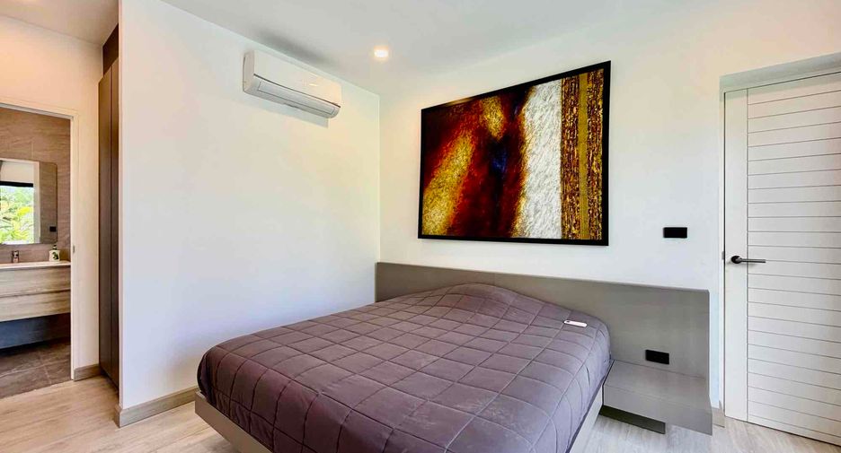 For sale 3 bedrooms villa in Bang Lamung, Chonburi