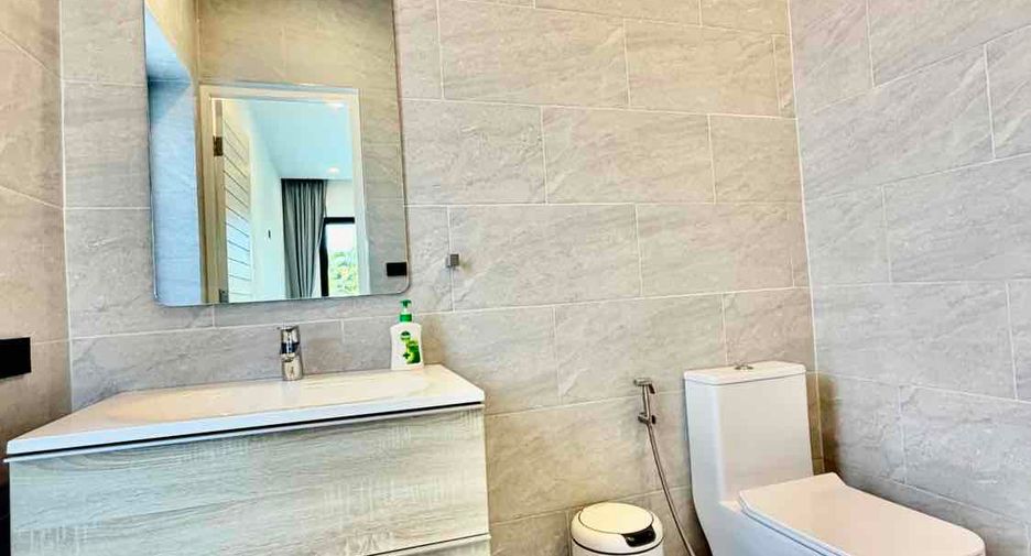 For sale 3 bedrooms villa in Bang Lamung, Chonburi