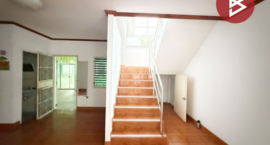 Haus zum Kauf mit 4 Zimmer in Mueang Samut Prakan, Samut Prakan