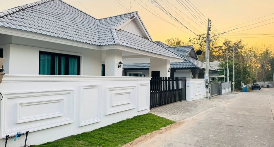 Villa zum Kauf mit 3 Zimmer in Bang Lamung, Chonburi