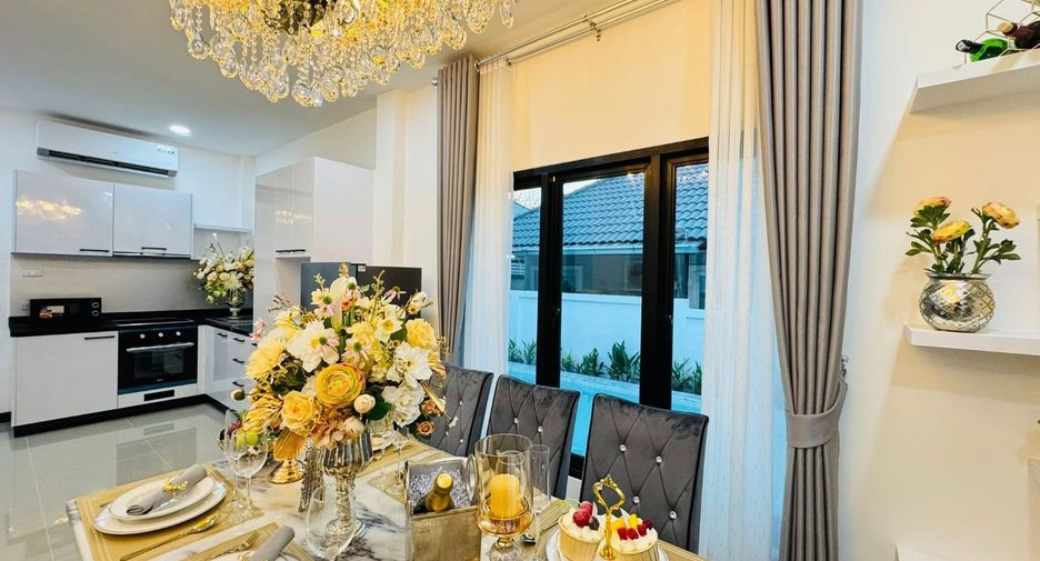 Villa zum Kauf mit 3 Zimmer in Bang Lamung, Chonburi