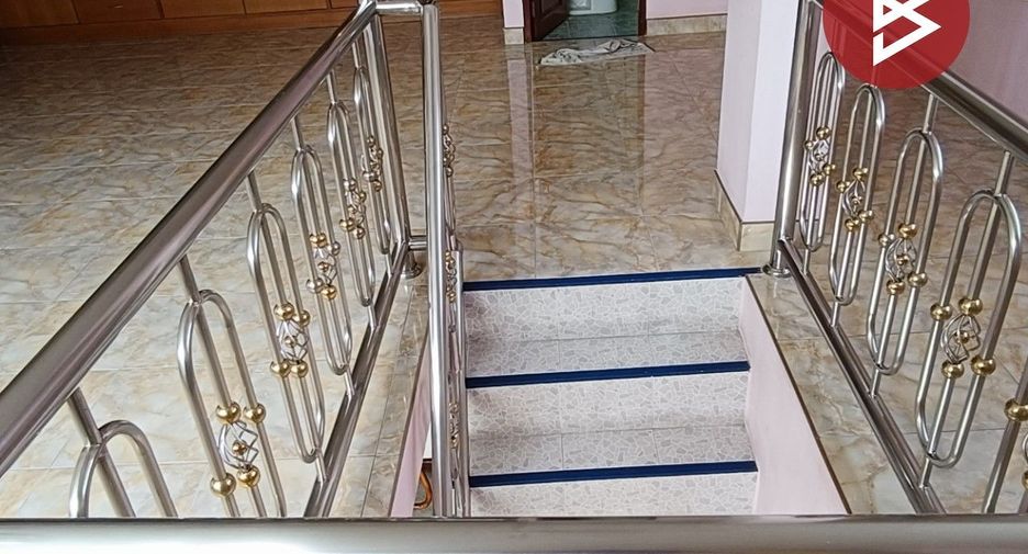 For sale 1 bed townhouse in Mueang Samut Prakan, Samut Prakan
