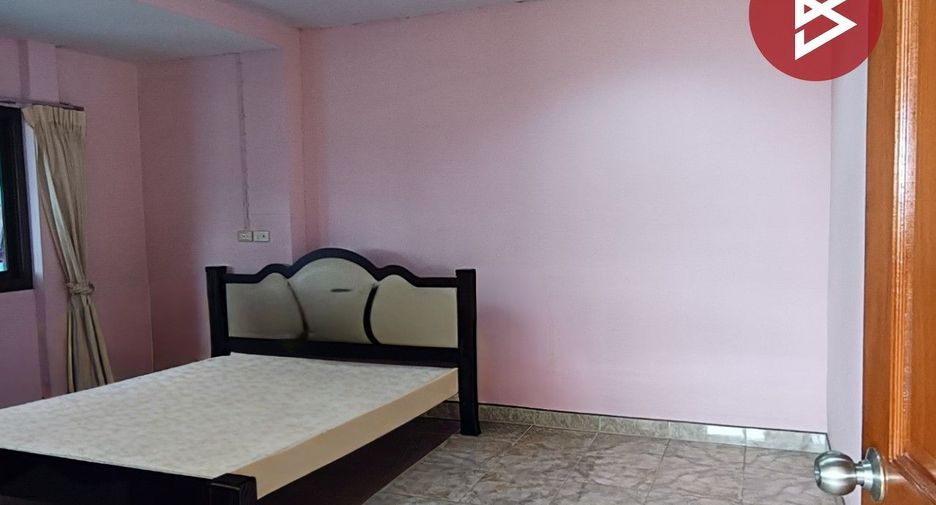 For sale 1 bed townhouse in Mueang Samut Prakan, Samut Prakan