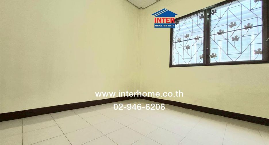Haus zum Kauf mit 3 Zimmer in Nong Chok, Bangkok
