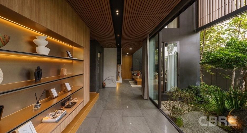 Casa adosada en venta de 3 habitaciones en Wang Thonglang, Bangkok