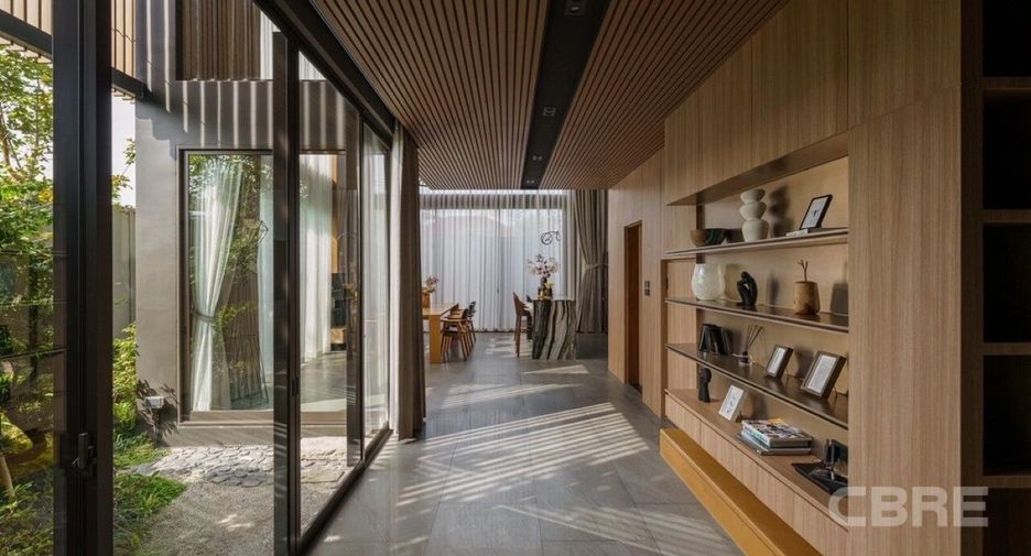 Casa adosada en venta de 3 habitaciones en Wang Thonglang, Bangkok