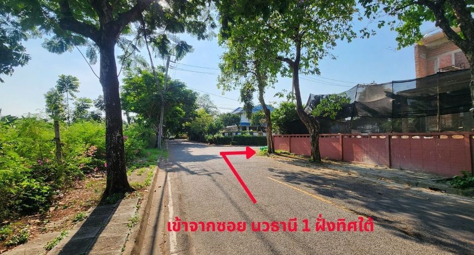 For sale 4 bedrooms house in Khan Na Yao, Bangkok