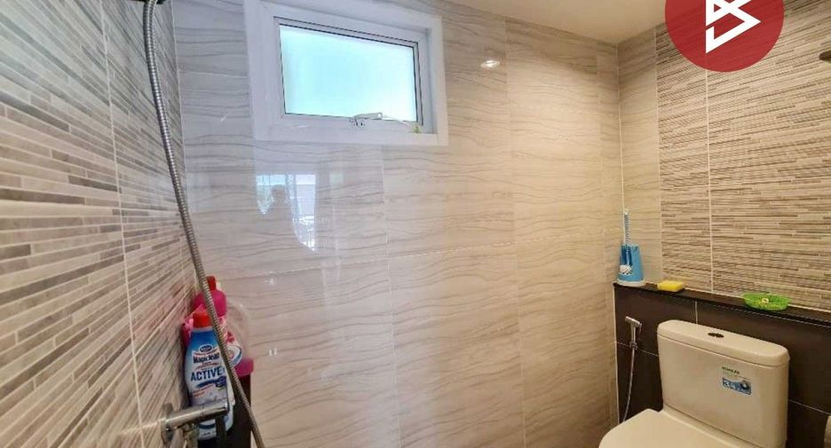 For sale 3 bedrooms house in Mueang Samut Prakan, Samut Prakan