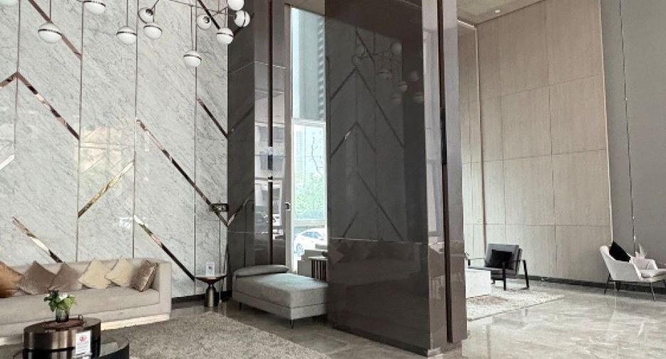 For sale 1 bed condo in Bang Kapi, Bangkok