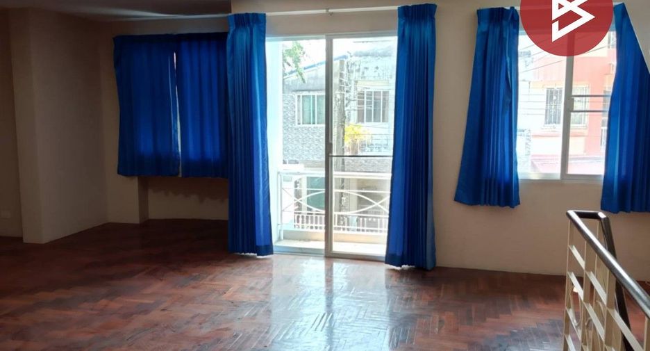 For sale 3 ベッドルーム townhouse in Mueang Samut Prakan, Samut Prakan