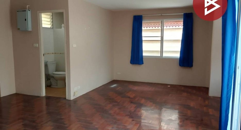 For sale 3 ベッドルーム townhouse in Mueang Samut Prakan, Samut Prakan