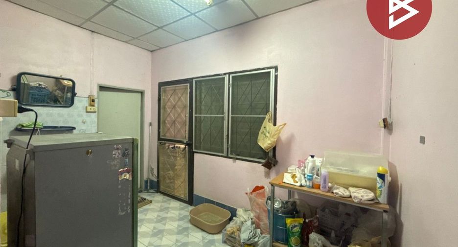 Reihenhaus zum Kauf mit 2 Zimmer in Mueang Ratchaburi, Ratchaburi