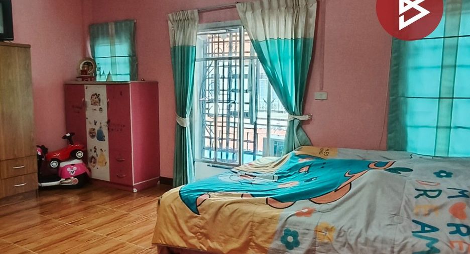 Reihenhaus zum Kauf mit 2 Zimmer in Nong Khaem, Bangkok