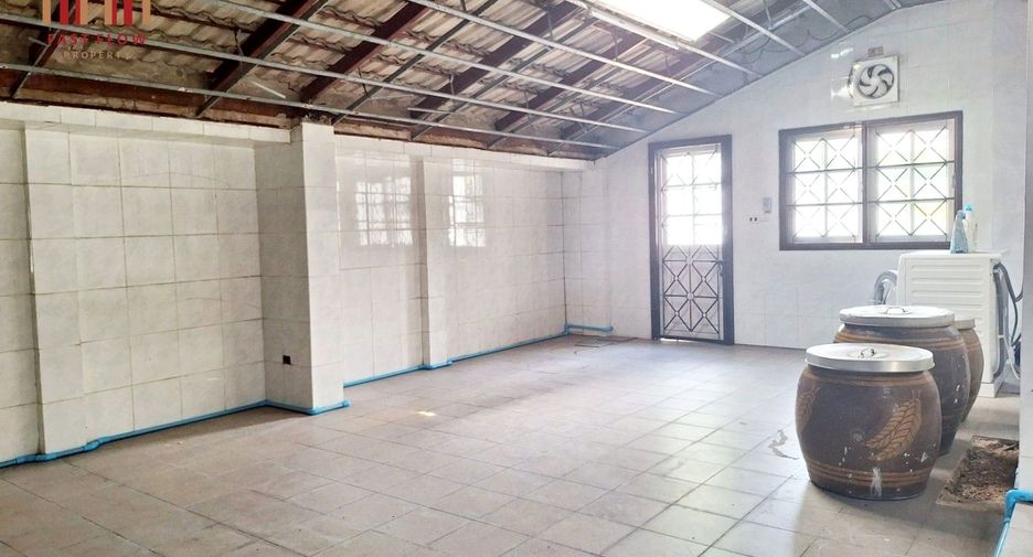 For sale 3 bedrooms house in Bang Khae, Bangkok