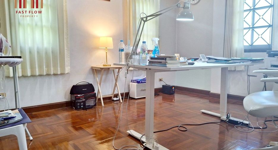 For sale 3 bedrooms house in Bang Khae, Bangkok