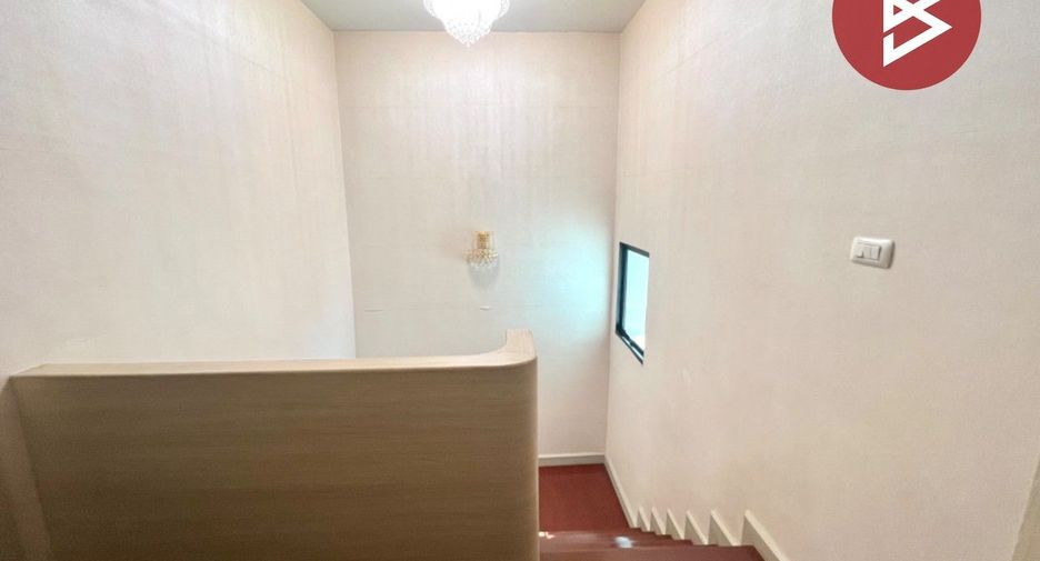 For sale 4 bedrooms house in Bang Khun Thian, Bangkok