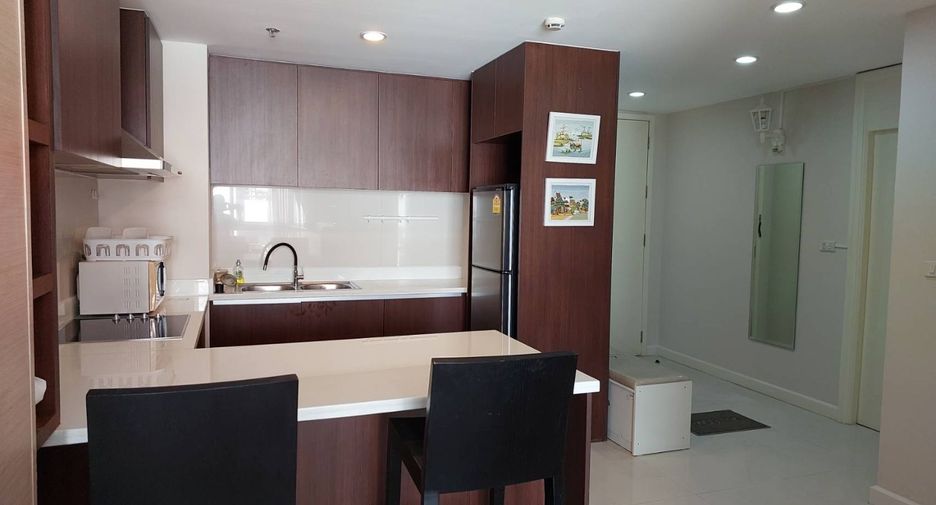 For rent 2 bedrooms condo in Pathum Wan, Bangkok
